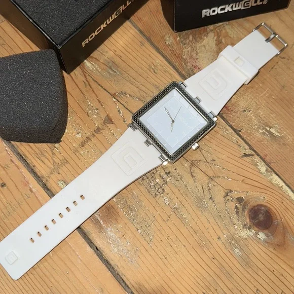 ROCKWELL men’s watch.  Like new.  White and silver - Picture 3 of 8